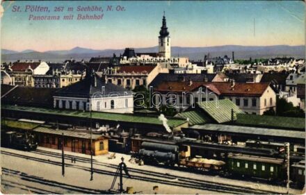 Sankt Pölten, Panorama mit Bahnhof / railway station, trains (EK)