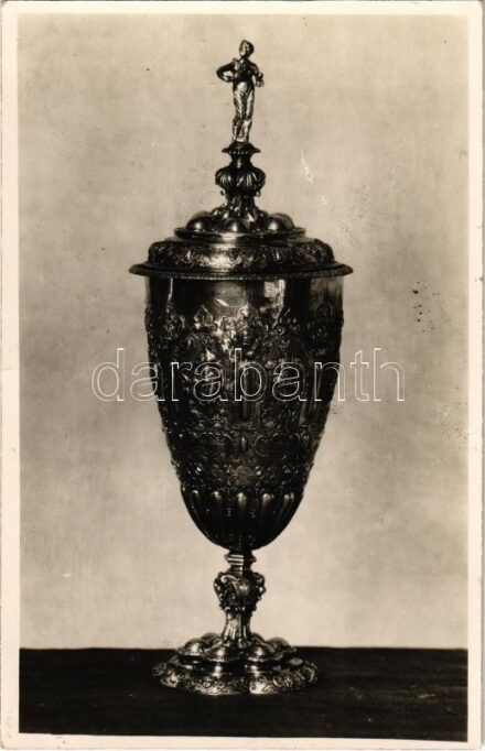 1948 Budapest IX. Iparművészeti Múzeum, Fedeles serleg, ar. ezüst. Hans Pettzoldt műve (Nürnberg, 1580) Oroszlán Zoltán régész és művészettörténésznek címzett levél a hátoldalon
