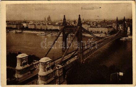 Budapest, Erzsébet híd, villamos (EK)