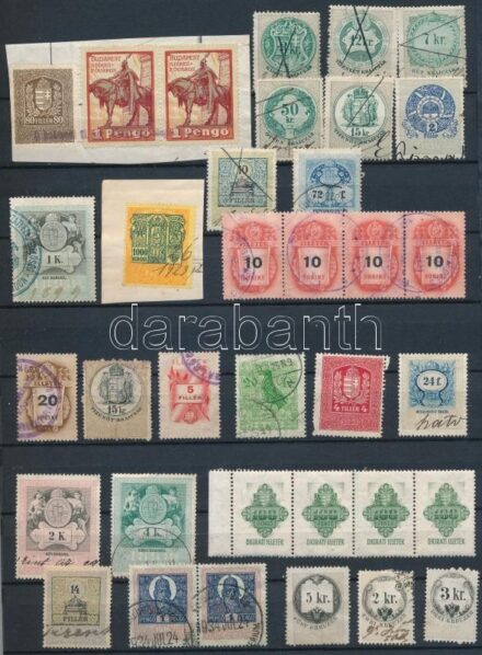 35 db régi okmánybélyeg berakólapon