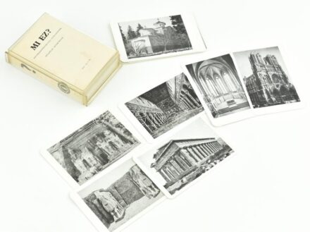 Mi ez kártyajáték, műanyag dobozban.