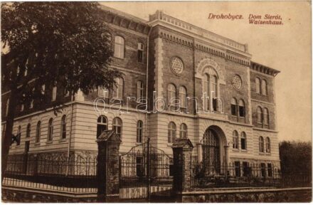Drohobych, Drohobycz; Zydowski Dom Sierót / Waisenhaus / Jewish Orphanage (crease)