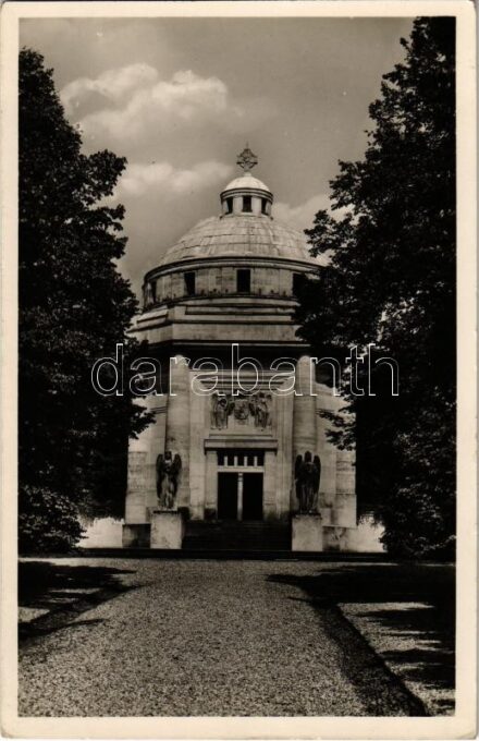 1940 Krasznahorkaváralja, Krásnohorské Podhradie; Andrássy mauzóleum. Fuchs József kiadása / mausoleum