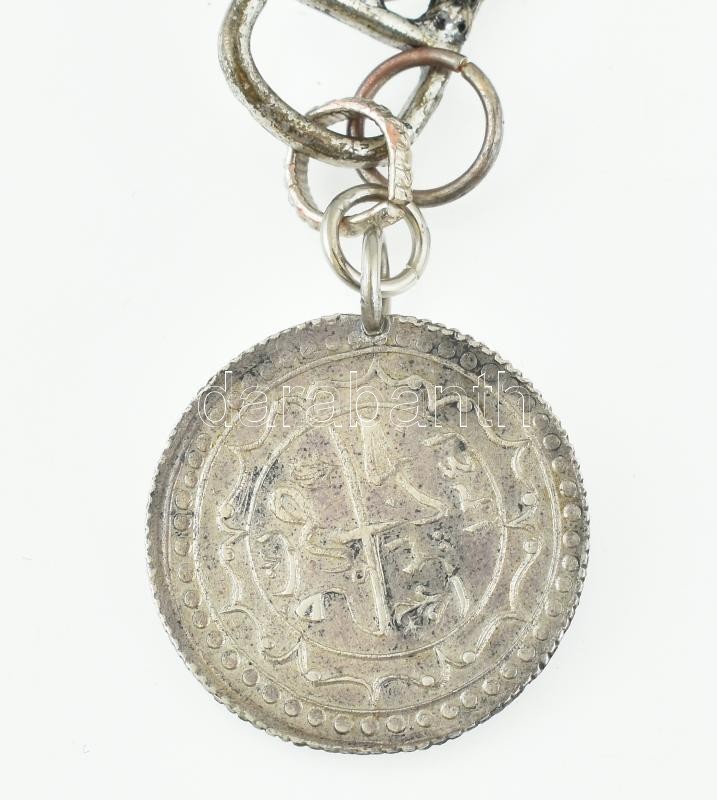Fém óralánc, arab feliratos medállal, h: 40 cm - Image 2