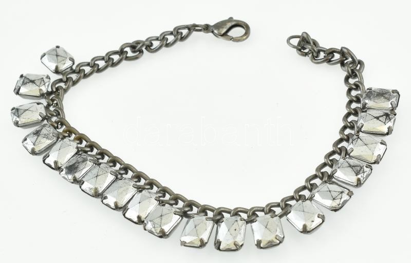 Bizsu fém lánc, kisebb kopásnyomokkal, h: 24 cm