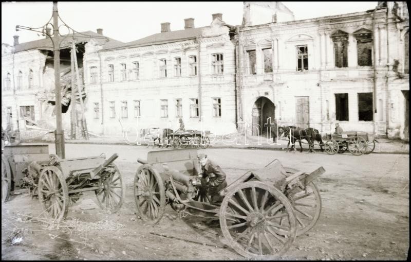 II. világháborús katonai negatívok az orosz frontról, 8 db, 6×9 cm