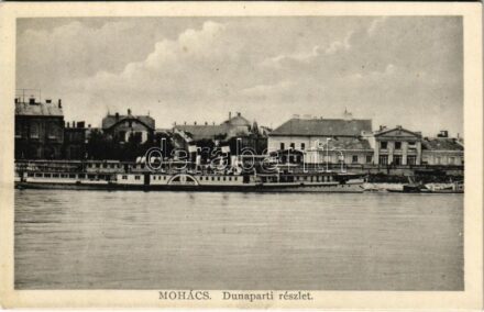 Mohács, Duna part, ERZSÉBET KIRÁLYNÉ gőz. kerekes személyhajó. Diákbolt kiadása