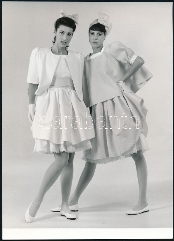 cca 1960-1980 Divatfotók, 4 db, 24×18 cm - Image 4