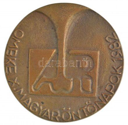 1982. 'OMBKE X. Magyar Öntőnapok 1982' egyoldalas, öntött bronz plakett (~80,5-81mm) T:1-
