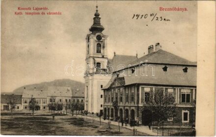 1910 Breznóbánya, Brezno nad Hronom; Kossuth Lajos tér, Római katolikus templom, Városháza. Kreisler József kiadása / square, Catholic church, town hall