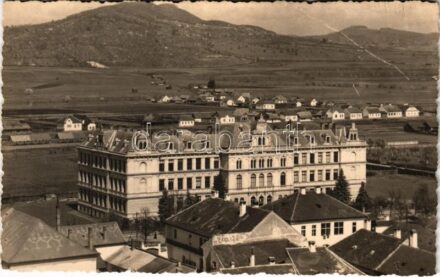 Beszterce, Bistritz, Bistrita; Evangélikus gimnázium / school. photo + '1940 Beszterce visszatért' So. Stpl