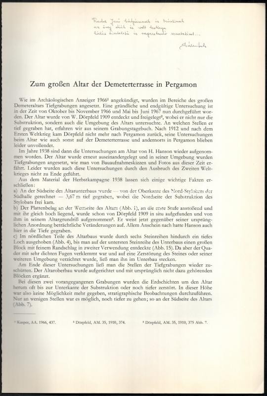 Kasper, Sándor: Zum großen Altar der Demeterterrase in Pergamon. Sonderdruck aus Pergamenische Forschungen Band 1. Berlin, 1972., Walter de Gruyter & Co. Német nyelven. Fekete-fehér képanyaggal, két kihajtható táblával illusztrált. - Image 2
