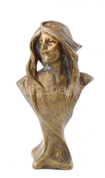 Szecessziós büszt, öntött, patinázott bronz, jelzett, kopásnyomokkal, m:12cm