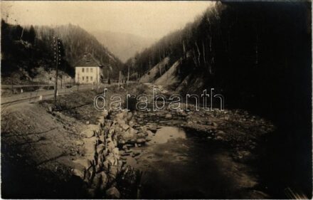 1918 Slanic-Moldova, Szlanikfürdő; Csendőrlaktanya / gendarmerie barracks. photo