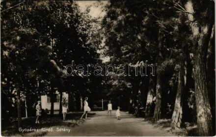 1929 Gyopárosfürdő (Orosháza), sétány. Demartsik Ferenc kiadása (EK)
