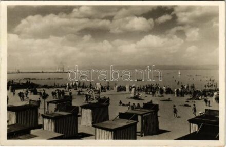 1944 Siófok, Strand, fürdőzők. Nagy István kiadása