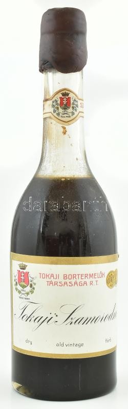 1937 Tokaji szamorodni muzeális fehérbor bontalan palack, viaszpecséttel.