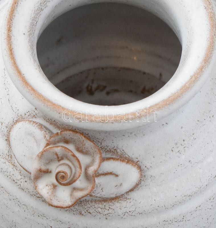 4db iparművészeti kerámia, részben jelzett, kopott, m:4-15cm. - Image 2