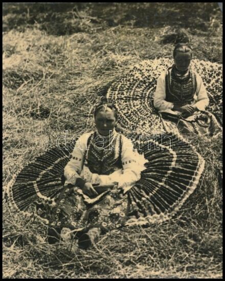 cca 1928 Kerny István (1879-1963) budapesti fotóművész hagyatékából, aláírt vintage fotóművészeti alkotás, 19,5x15,5 cm