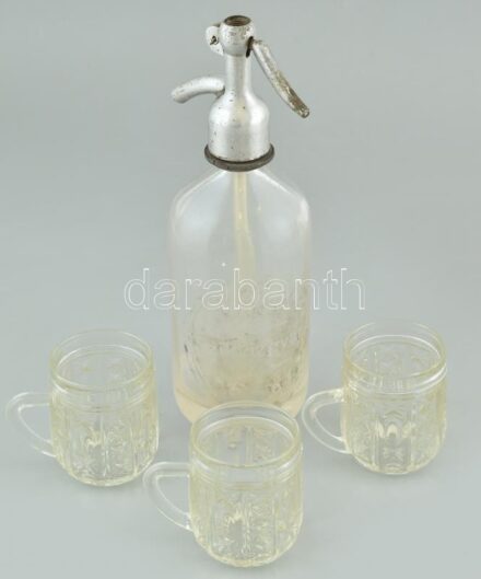 Steiner Géza Eger szikvizes / szódás palack, 3db füles pohárral, kopott, hiányos, m:8 és 27,5cm