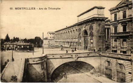 1927 Montpellier, Arc de Triomphe / street view, tram with 'Chocolat Menier' chocolate advertisement (EK)
