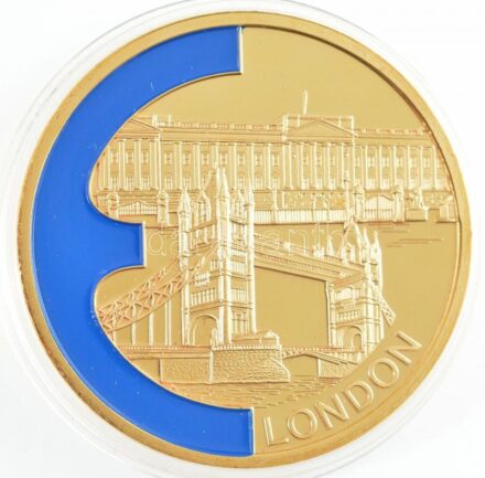 1999. 'London' aranyozott Cu-Ni, részben kézzel festett emlékérem' (40mm) T:PP 1999. 'London' gold plated Cu-Ni, partially hand painted commemorative medallion (40mm) C:PP
