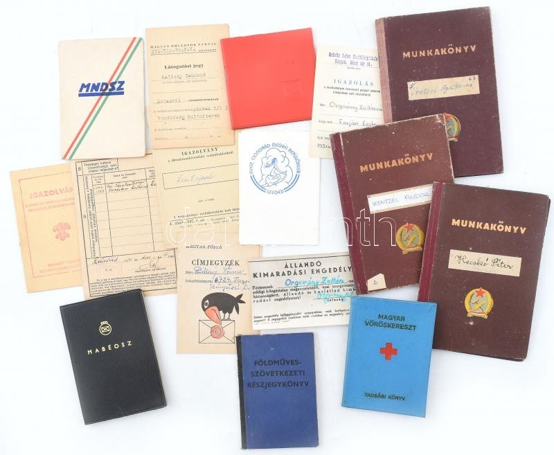 Vegyes igazolvány tétel (Földműves-Szövetkezeti Részjegyzőkönyv, Magyar Vöröskereszt tagsági könyv, MABÉOSZ, munkakönyv, stb.)