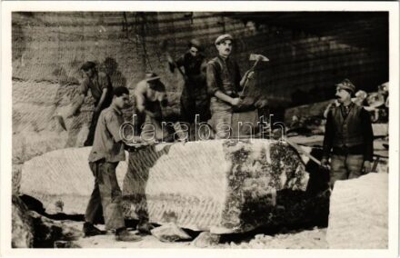 Désakna, Ocna Dejului; M. kir. sóbánya, sótermelés / salt mine interior, miners