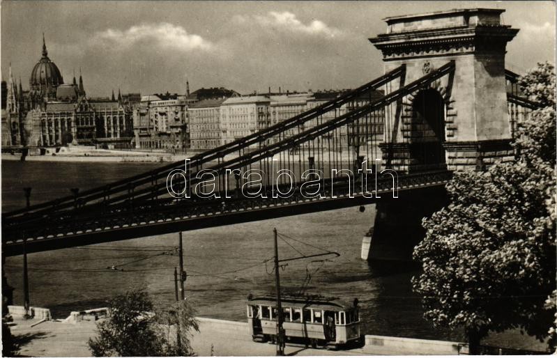 Budapest, Lánchíd, villamos. Képzőművészeti Alap Kiadóvállalat