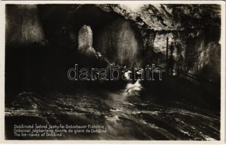 Dobsina, Dobschau; Dobsinská l'adová jaskyna / Dobschauer Eishöhle / Dobsinai jégbarlang, belső. Niagara vízesés. A. Fejér kiadása / ice cave, interior, waterfall