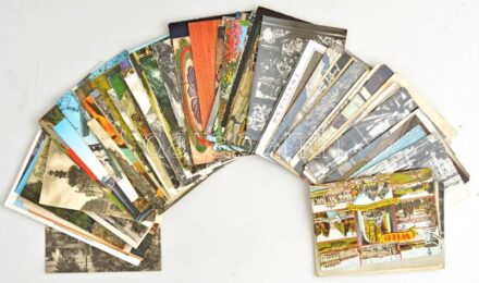 Kb. 100 db MODERN külföldi város képeslap / Cca. 100 modern town-view postcards from all over the world