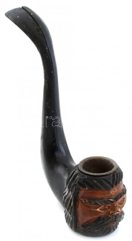 Pipa, szárán repedéssel, h: 12 cm