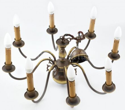 Flamand réz csillár, kopott, nincs kipróbálva, 8 égős, gyertyaizzós kivitelben, E14-es LED-es égőkkel. d:59cm