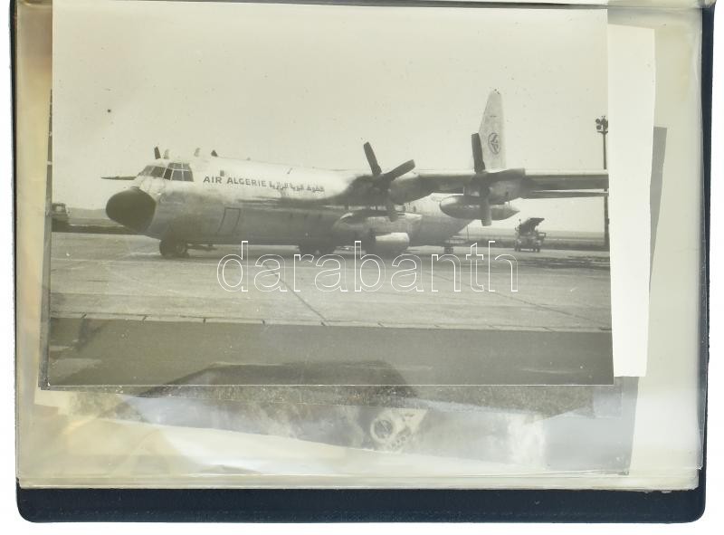 cca 1960-1970 27 db Magyarországon készült repülőket, repülőszerencsétlenségeket ábrázoló fénykép kis berakóban - Image 2