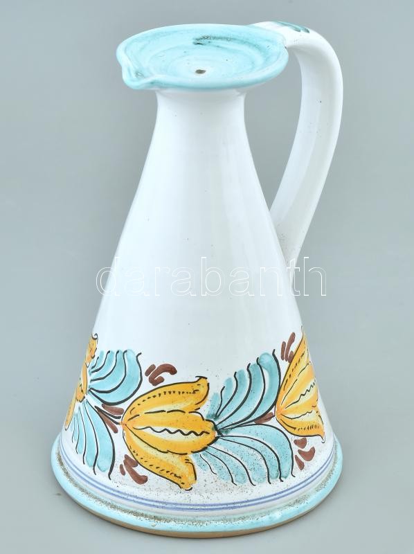 Korsó formájú, habános gyertyatartó, jelzés nélkül, lepattanásokkal, m:19cm