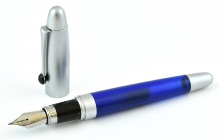 Iridium Point jelzett német töltőtoll, patronnal, működik, díszdobozban, h: 13,5 cm