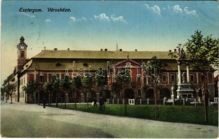 1915 Esztergom, Városháza és Szentháromság szobor (EK)