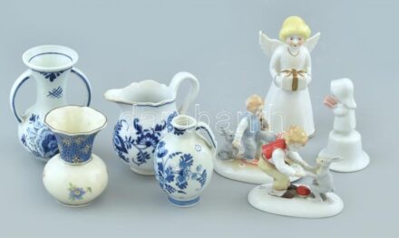 Vegyes porcelán tétel (Aquincum csengős angyalka, német nyuszi kisfiúval, mini vázák stb.) nagy részben jelzettek, kopottak, apró mázlepattanásokkal. m: 8,5x12cm
