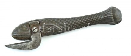 Hal formájú vas konzervnyitó, h: 13 cm