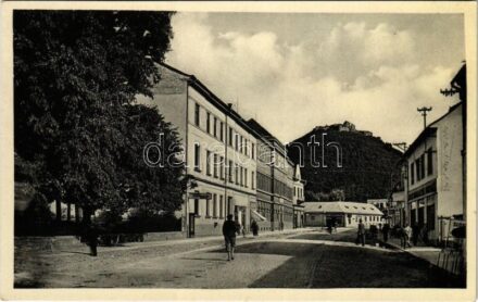 Huszt, Chust, Khust; posta, törvényszék, vár, Szerencsy üzlete / post office, court, castle, shop