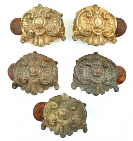 5db, bronz és öntöttvas függönynehezék, kopott, rozsdás, cca 5cm