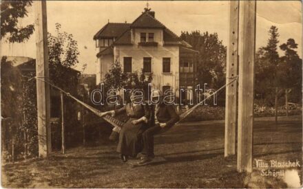 1914 Schönlinde, Krásná Lípa; Villa Blaschek, hammock. photo (EK)