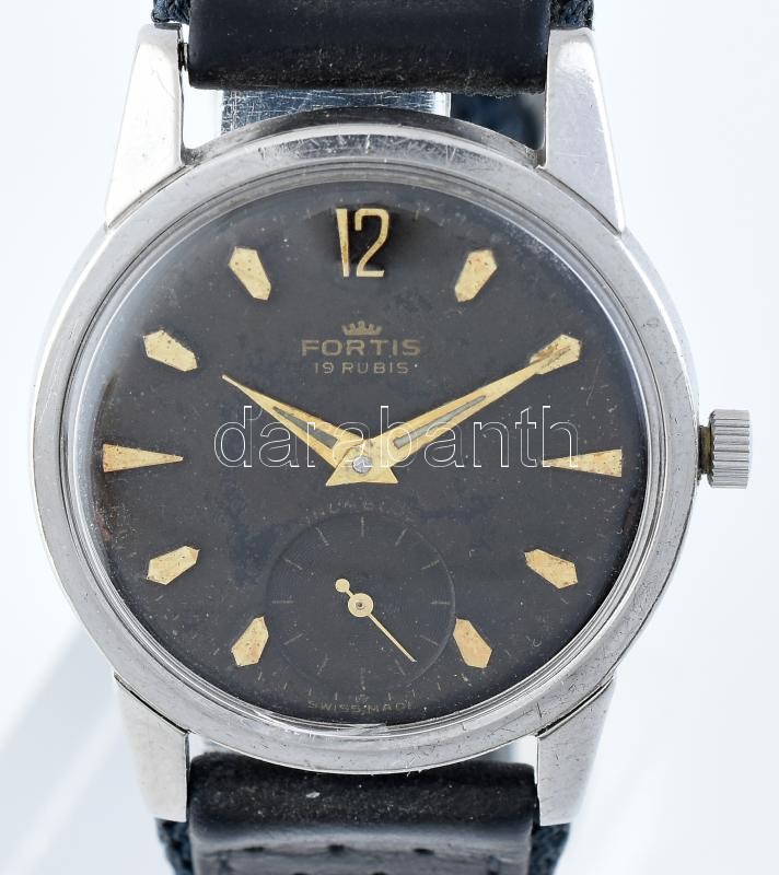 Fortis 2919 mechanikus wehrmachtswerk szerkezettel, 19 köves katonai karóra, fekete számlappal (korrózió), kopott szíjjal, kopásnyomokkal, nem működik, d:35mm