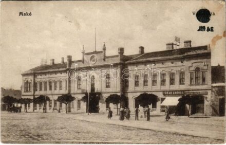 1925 Makó, Városháza, Tokár András, Berliner Mór üzlete. Vasúti levelezőlapárusítás 639. (EK)