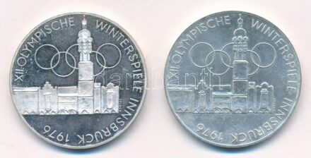 Ausztria 1976. 100Sch Ag 'Téli Olimpia Innsbruck' (2x) T:1,1 (eredetileg PP) Austria 1976. 100 Schilling 'Winter Olympics Innsbruck / Building and Olympic logo' C:UNC,UNC (originally PP) Krause KM#2927