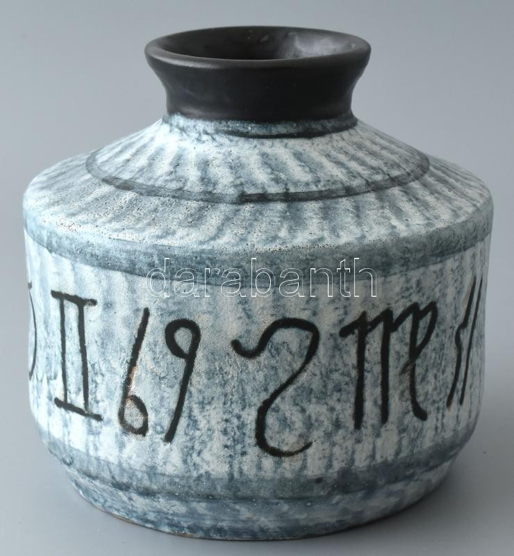 PD jelzéssel: Retró horoszkópos váza, színes mázakkal festett kerámia, jelzett, hibátlan d:14 cm, m:14 cm