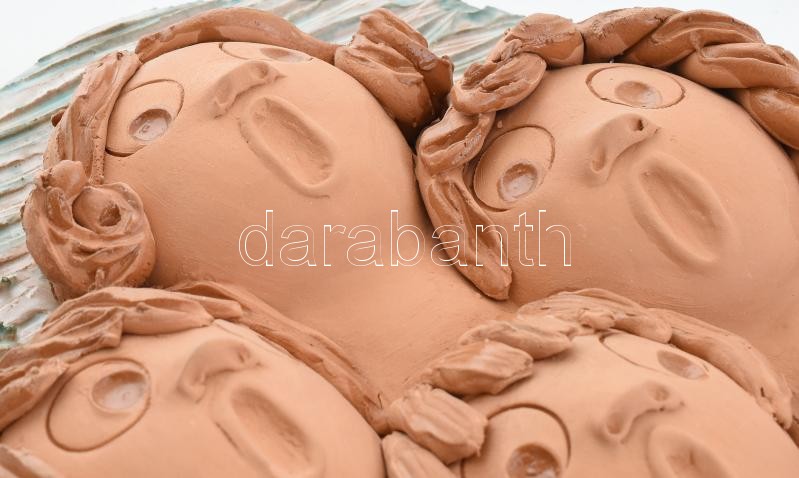 Antalfiné Szente Katalin: Kórus. Festett kerámia, jelzett, hibátlan , 47x24cm - Image 3