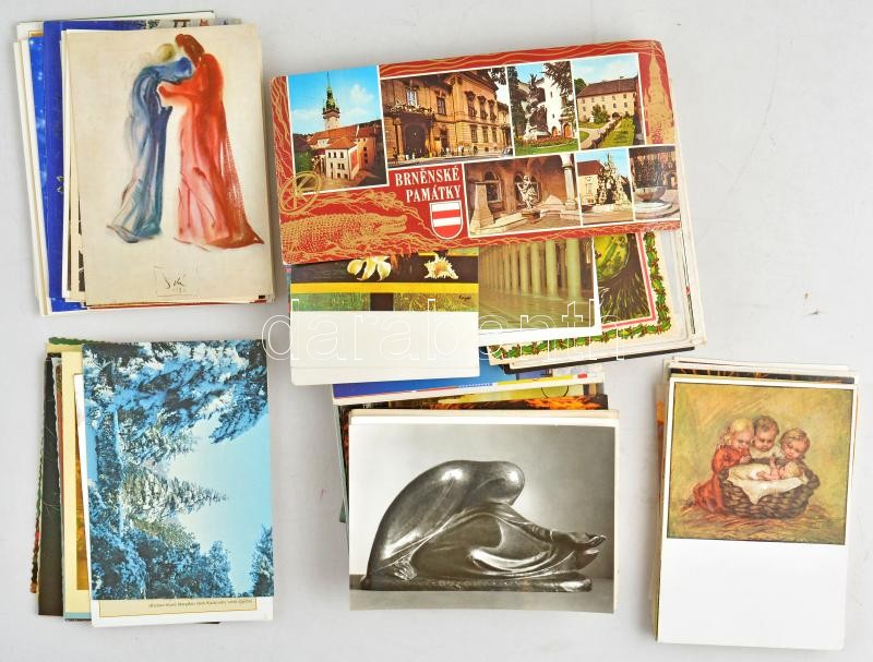 Kb. 200 db MODERN motívum képeslap dobozban / Cca. 200 modern motive postcards in a box