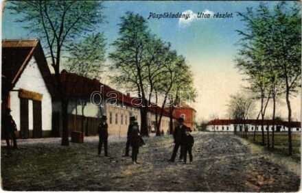 Püspökladány, utca részlet, üzlet (EK)