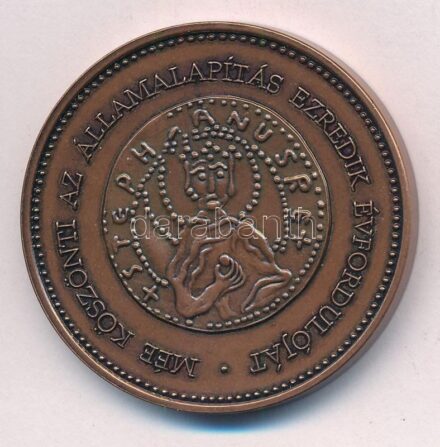 2000. 'MÉE köszönti az Államalapítás ezredik évfordulóját' bronz naptárérem (42,5mm) T:1- Adamo BP50